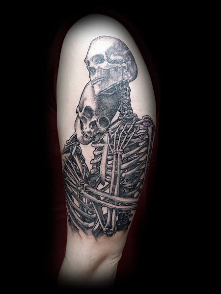 TATTOO · TATTOO ARM · Kris · Skelette
